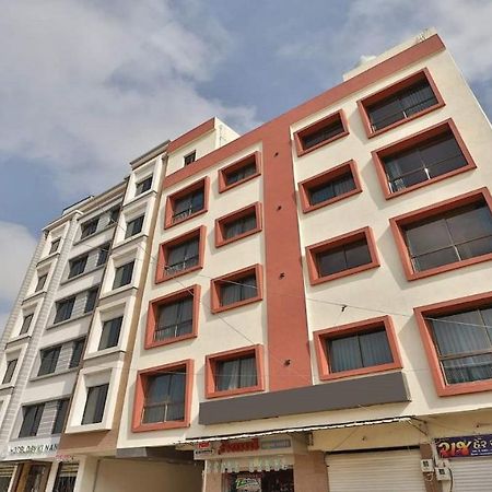 Hotel Kuber Дварка Екстер'єр фото